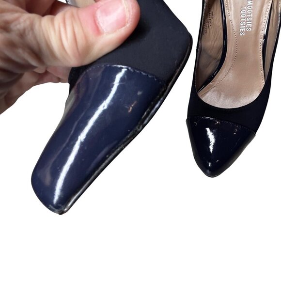 Mootsies Tootsies Womens 6.5 Navy Blue Patent & Fabric Closed Toe Heels MOOT-6.5 - Picture 2 of 8